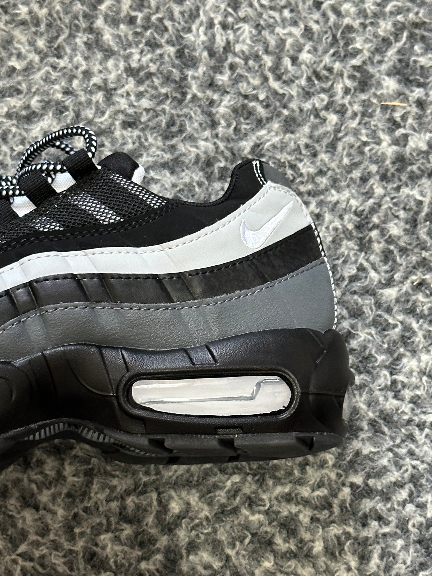 AIR MAX 95 BLACK GREY WHITE