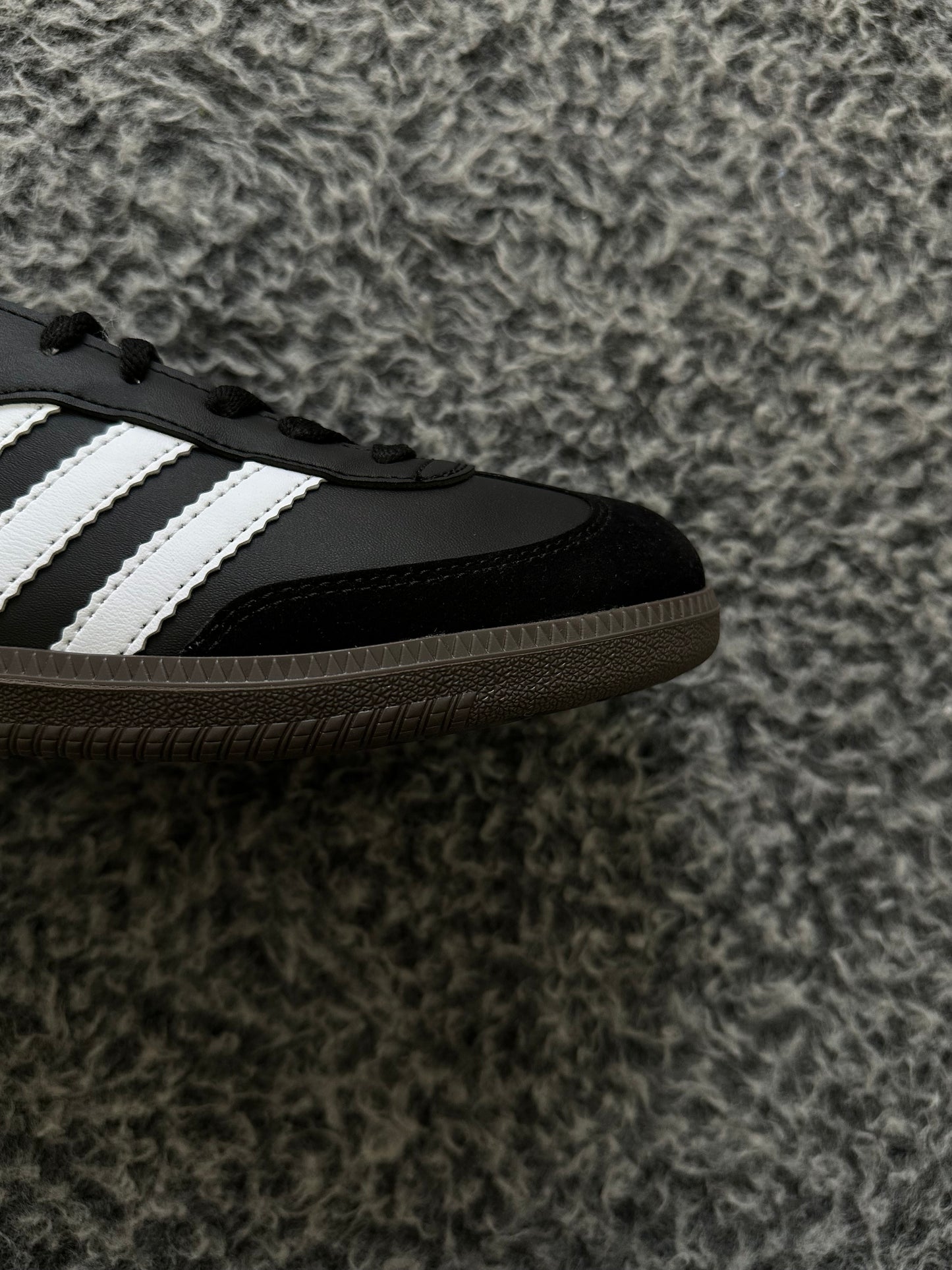 ADIDAS SAMBA OG BLACK AND WHITE