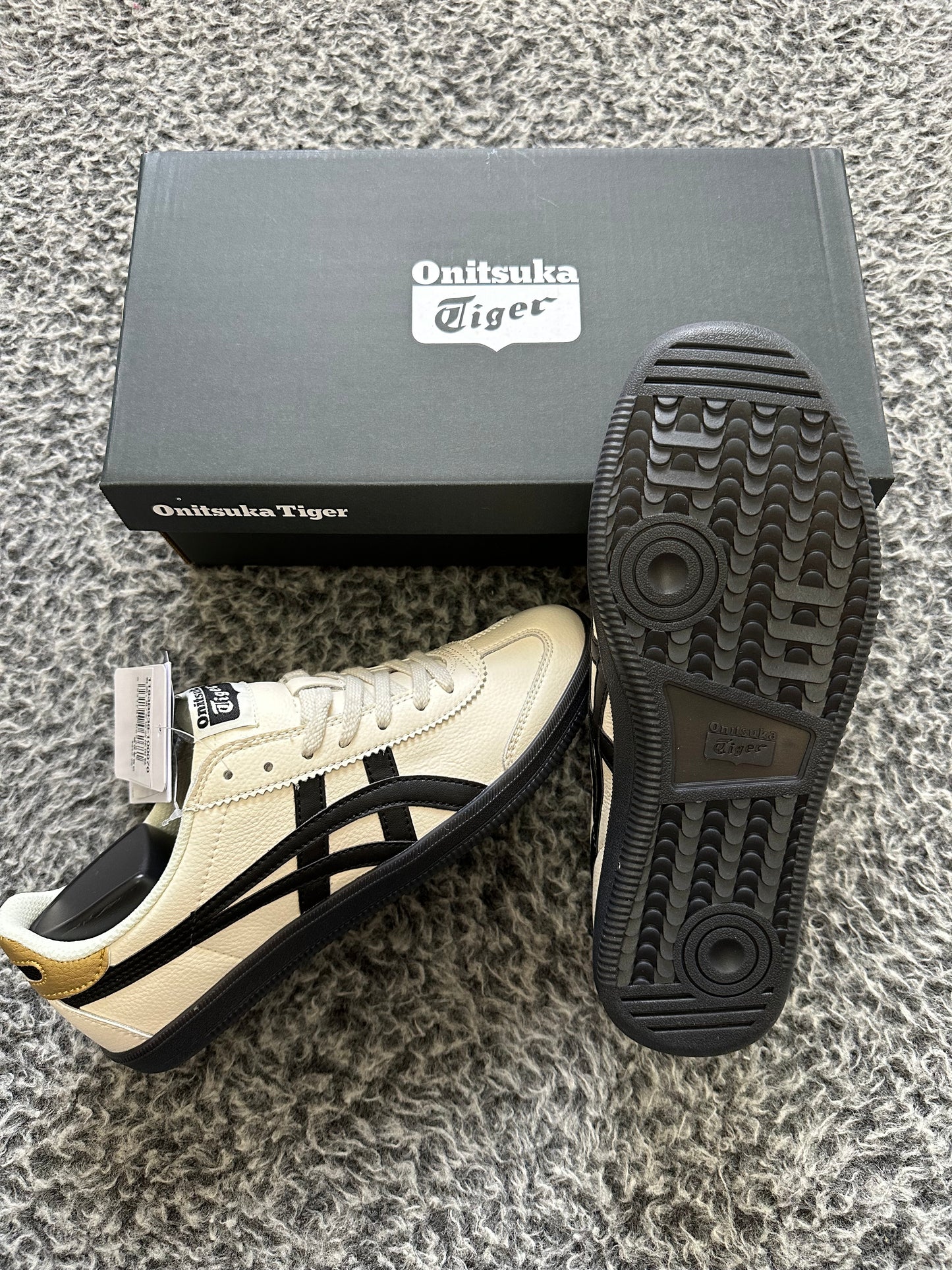 (ASICS) ONITSUKA TIGER TOKUTEN