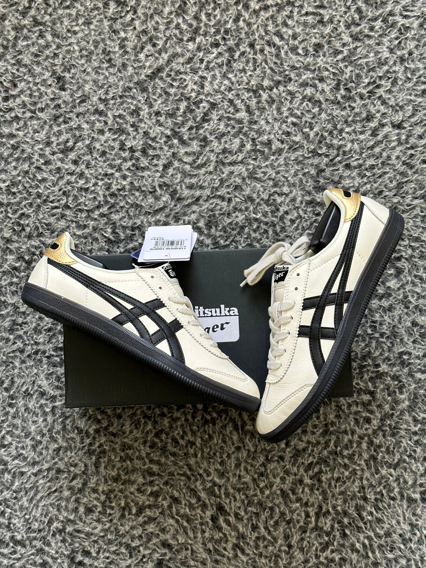 (ASICS) ONITSUKA TIGER TOKUTEN