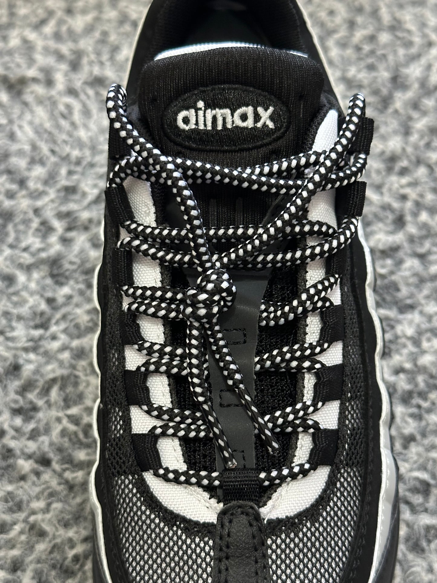 AIR MAX 95 BLACK GREY WHITE